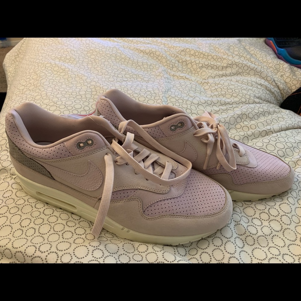 Men’s Nike airmax size 13